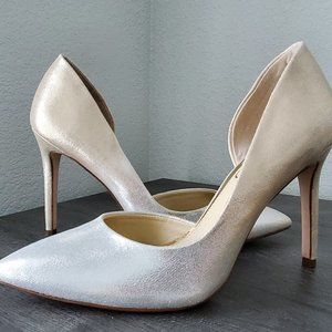 JESSICA SIMPSON, Prizma D'Orsay Pump in Silver & Champagne